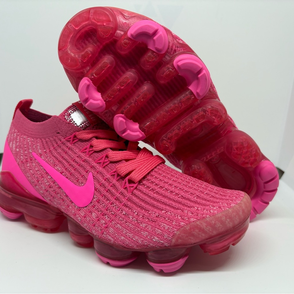 Women's Nike Vapormax - Pink Athletic Shoes